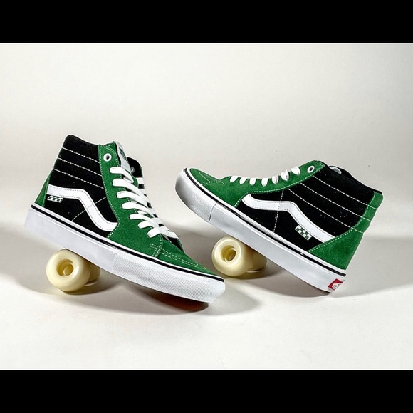 Vans Sk-8 Hi NWT Sneaker - Picture 2 of 4